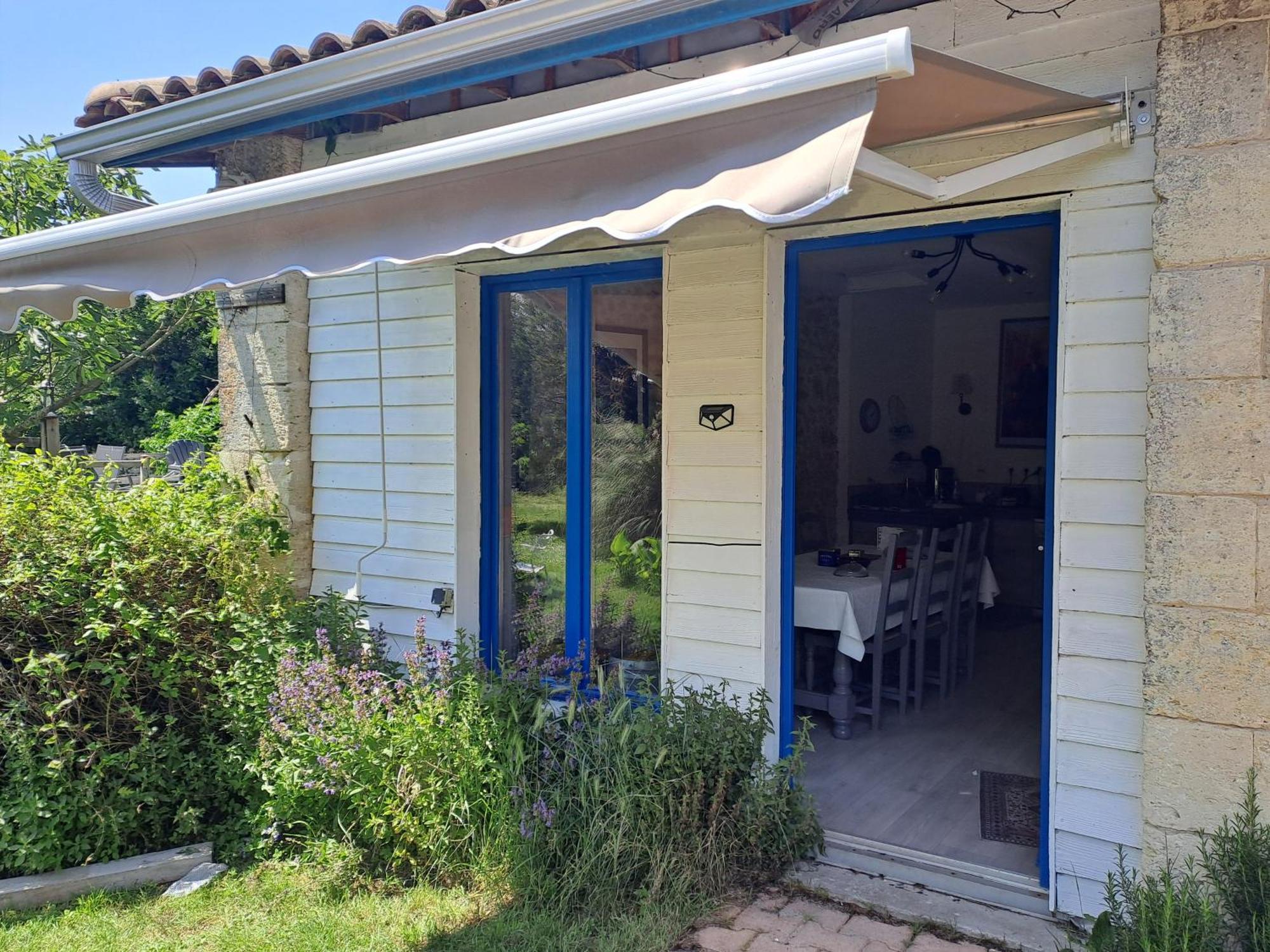 La Cadournaise Bed & Breakfast Saint-Seurin-de-Cadourne Ngoại thất bức ảnh