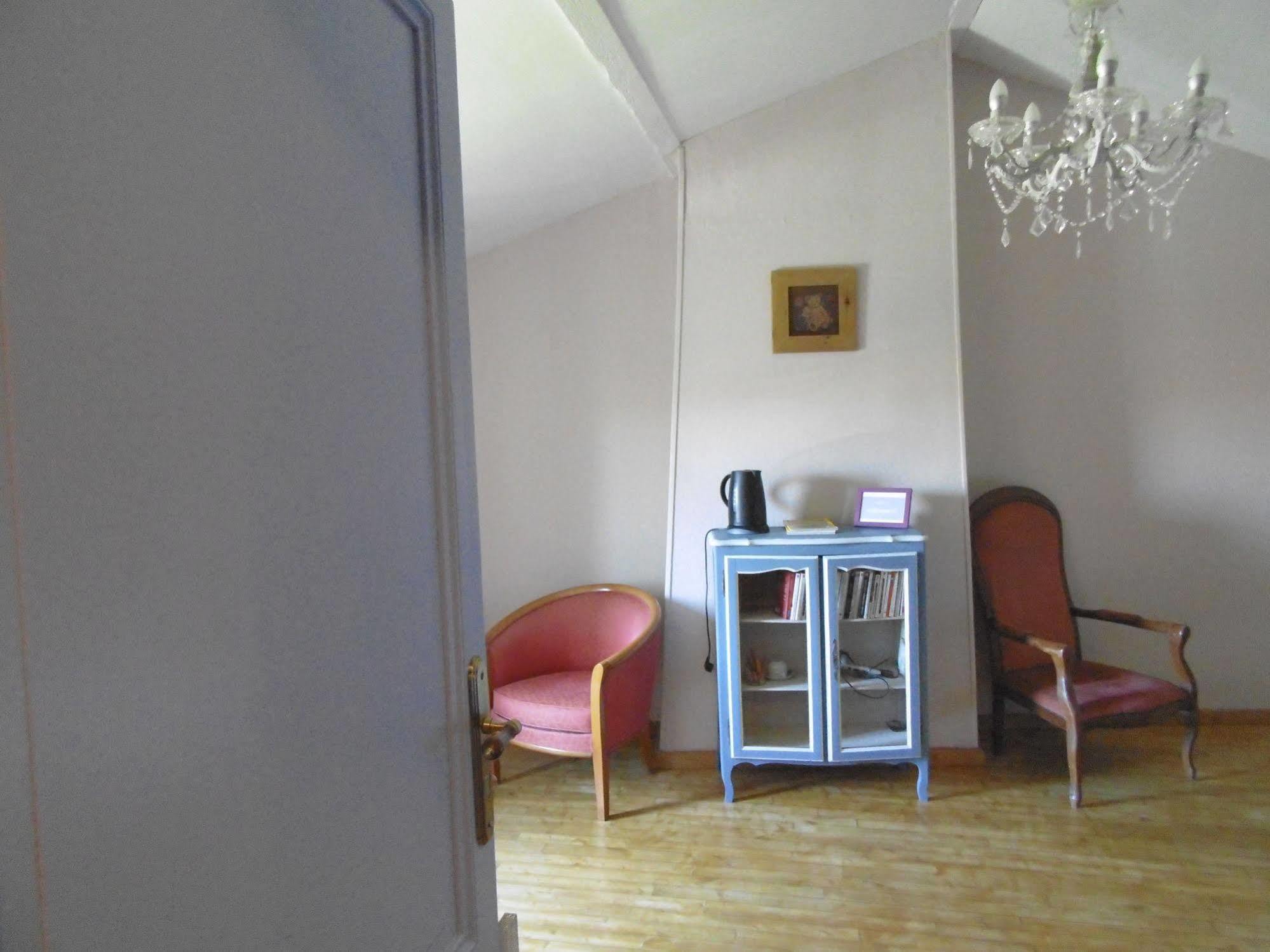 La Cadournaise Bed & Breakfast Saint-Seurin-de-Cadourne Ngoại thất bức ảnh